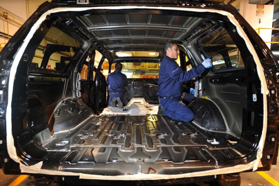 Advierten que ahora los blindajes automotrices sí son puestos a prueba en México.