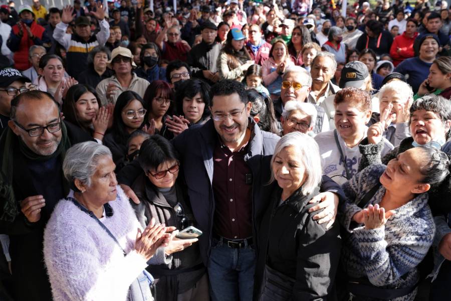 Entrega Batres 2 mil cobijas y comidas calientes en &Aacute;lvaro Obreg&oacute;n