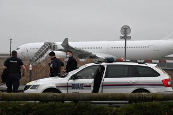 Avi&oacute;n retenido en Francia por sospechas de tr&aacute;fico de personas aterriz&oacute; en India