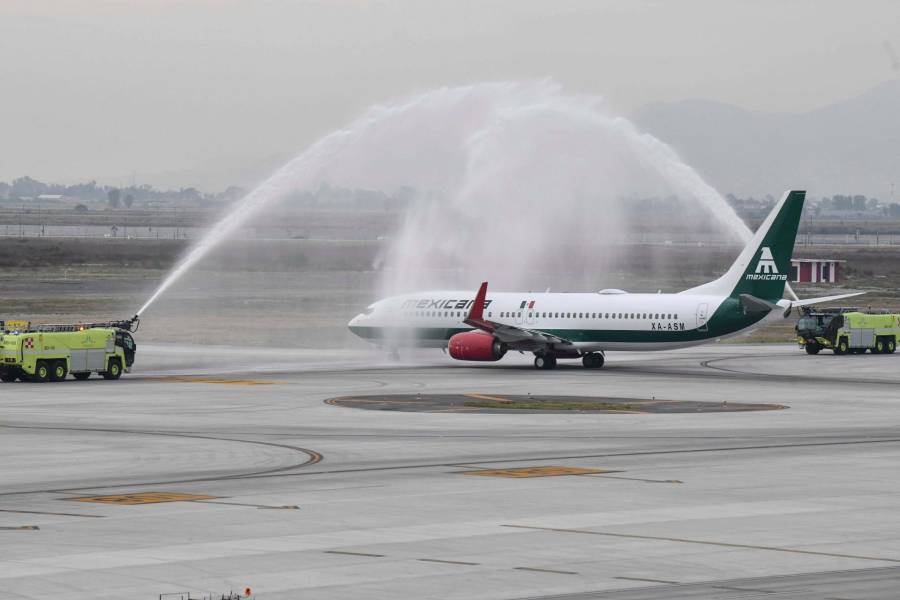 La tradición del 'Bautizo': Un toque emotivo en la vuelta de Mexicana de Aviación