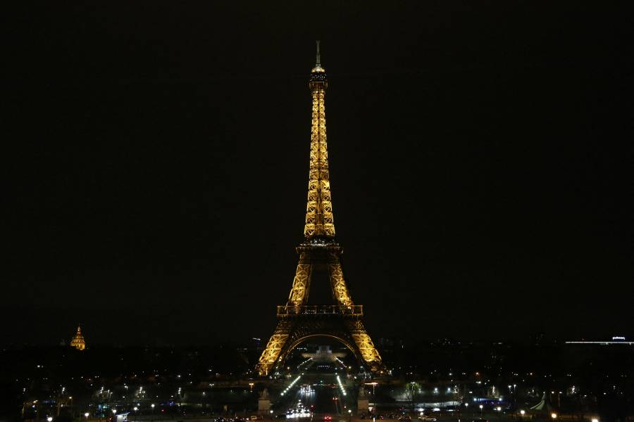 Huelga en la Torre Eiffel en el centenario de Gustave Eiffel