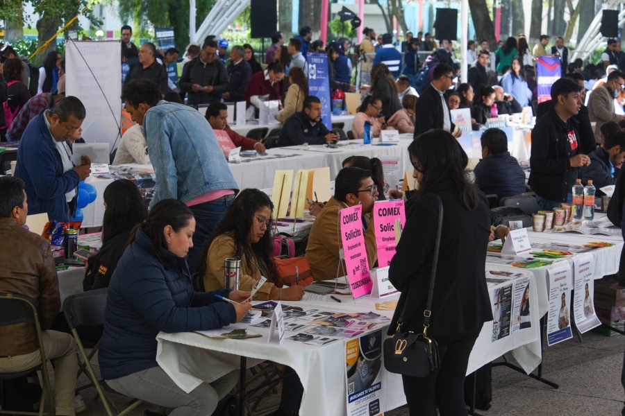 Tasa de desempleo en México desciende a 2.7% en Noviembre de 2023
