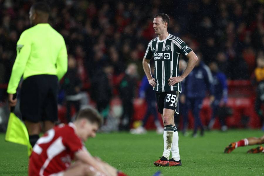 Manchester City y Aston Villa ponen al Liverpool bajo presión