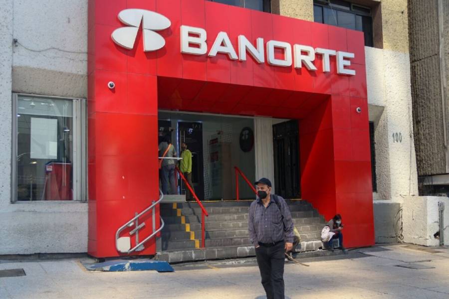 ¿Abren los bancos el lunes 1 de enero en México?