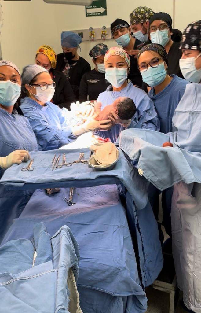 Recibe IMSS Puebla primer bebé de 2024 en el estado
