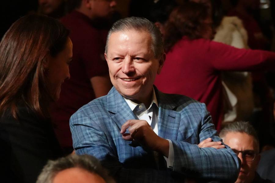 Arturo Zaldívar pronostica que el 2024 “será el año de Claudia Sheinbaum