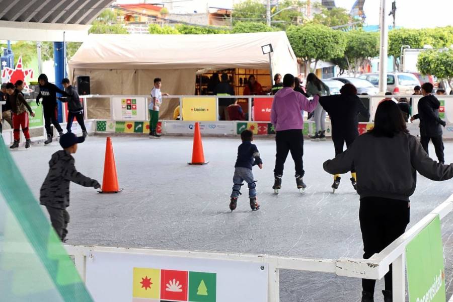 Pista de hielo en Félix Osores estará hasta el Día de Reyes