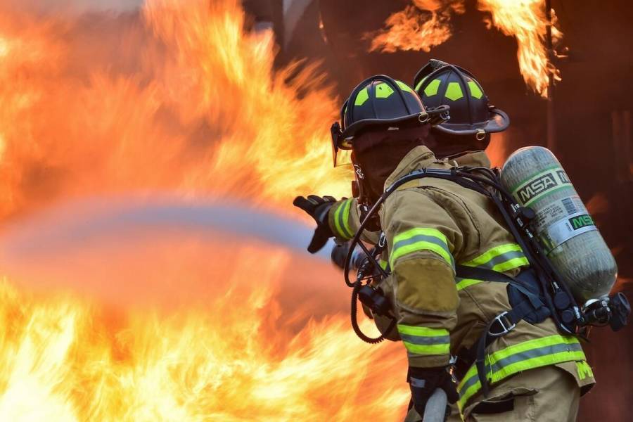 Reportan posibles explosiones en la isla Roosevelt de Nueva York