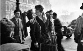 Adiós a Francoise Bornet, protagonista de “El Beso” de Robert Doisneau