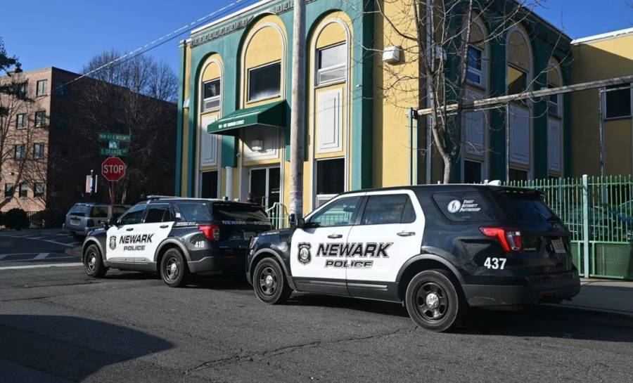 Muere imán baleado frente a una mezquita cerca de Nueva York