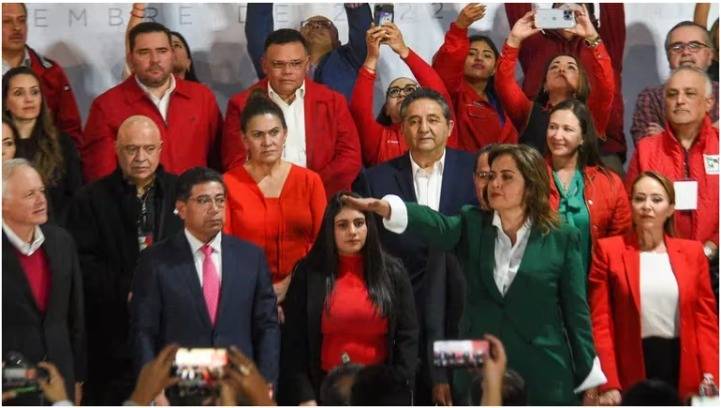 Ana Lilia Herrera Anzaldo asume presidencia interina del PRI en el Estado de México