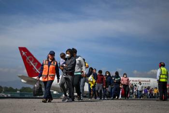 Endeudados y frustrados, llegan a Guatemala primeros deportados de EEUU en 2024