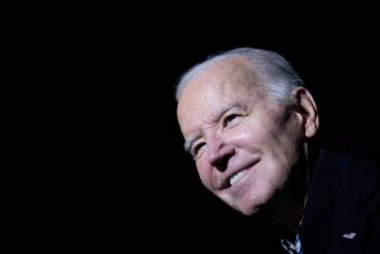 Primer anuncio de campa&ntilde;a de Biden en 2024 se enfoca en amenaza 