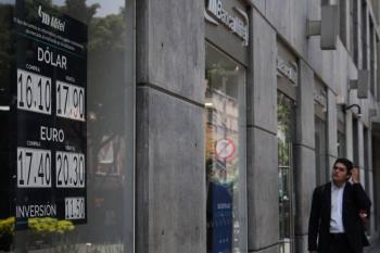 Comportamiento del peso mexicano frente al d&oacute;lar en la apertura del 4 de Enero