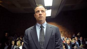 Oscar Pistorius sale de prisi&oacute;n en libertad condicional