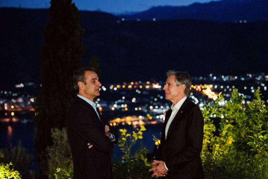 Blinken inicia en Turquía y Grecia su gira por Medio Oriente