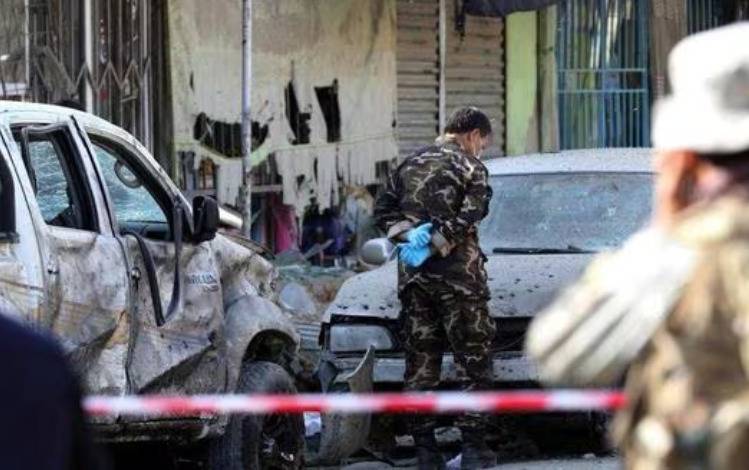 Dos muertos por un atentado del EI en autobús en barrio chiita de Kabul