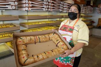El simbolismo religioso detr&aacute;s de la rosca de reyes