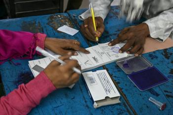 Banglad&eacute;s vota en comicios boicoteados por la oposici&oacute;n