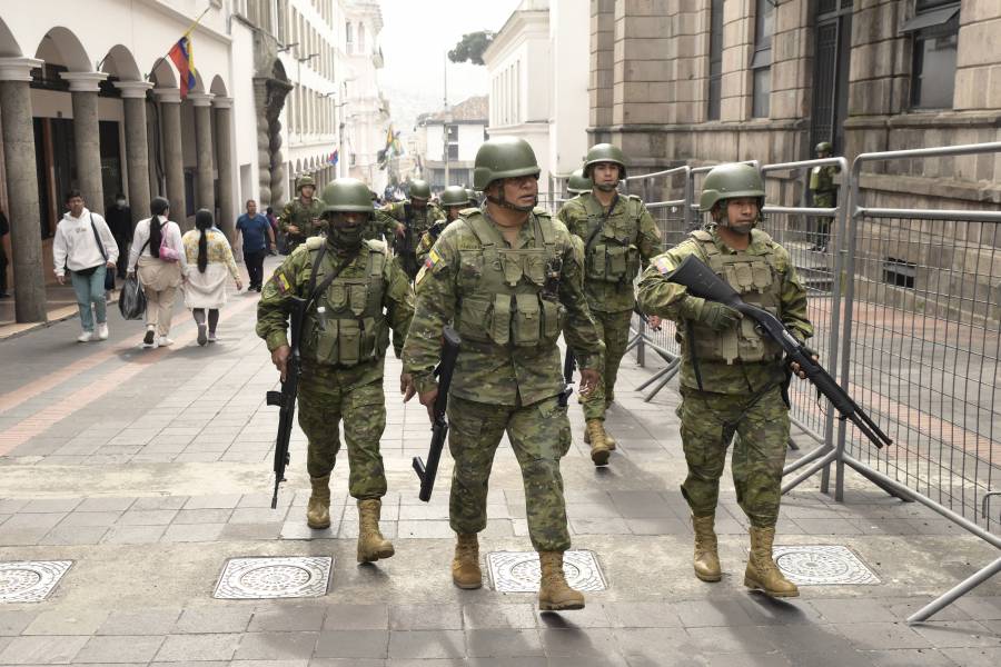 Presidente de Ecuador declara 