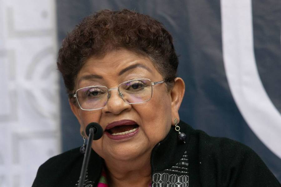 Propone Monreal a Ernestina Godoy para el Senado
