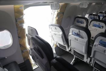 Alaska Airlines encuentra piezas suelas en sus Max 9