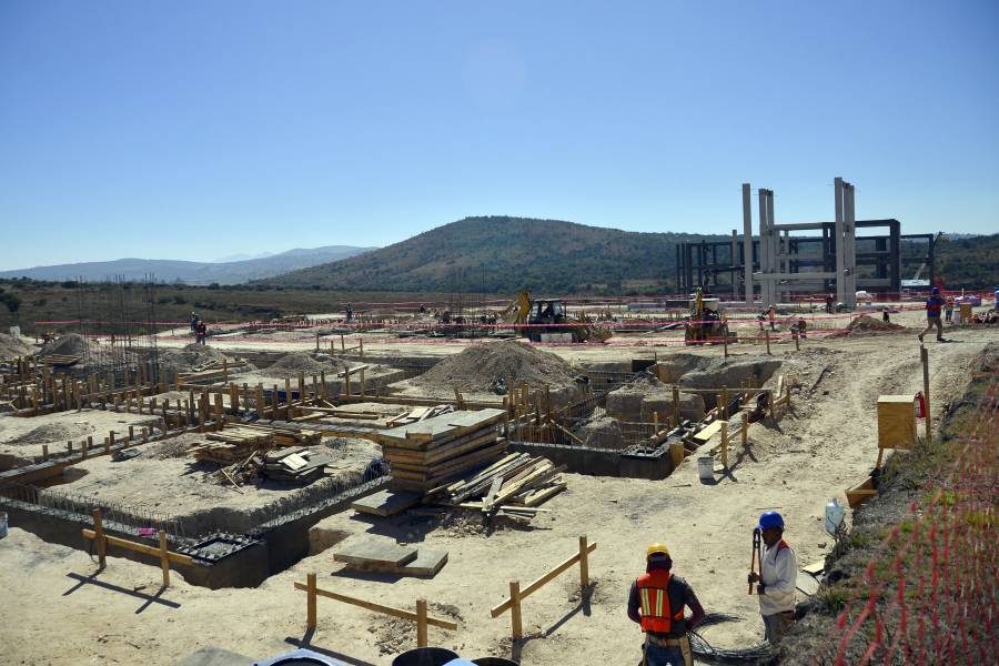 Gobierno termina de dar recursos para el equipamiento de CU2