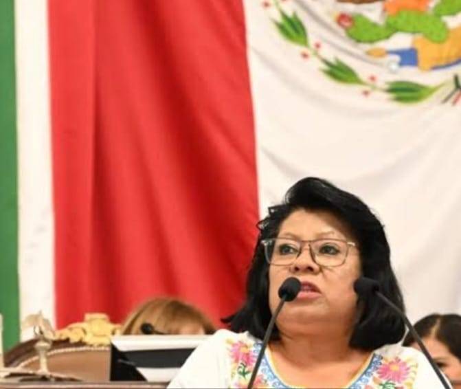 Dan suspensión provisional la diputada del PRI que acusó haber sido amedrentada