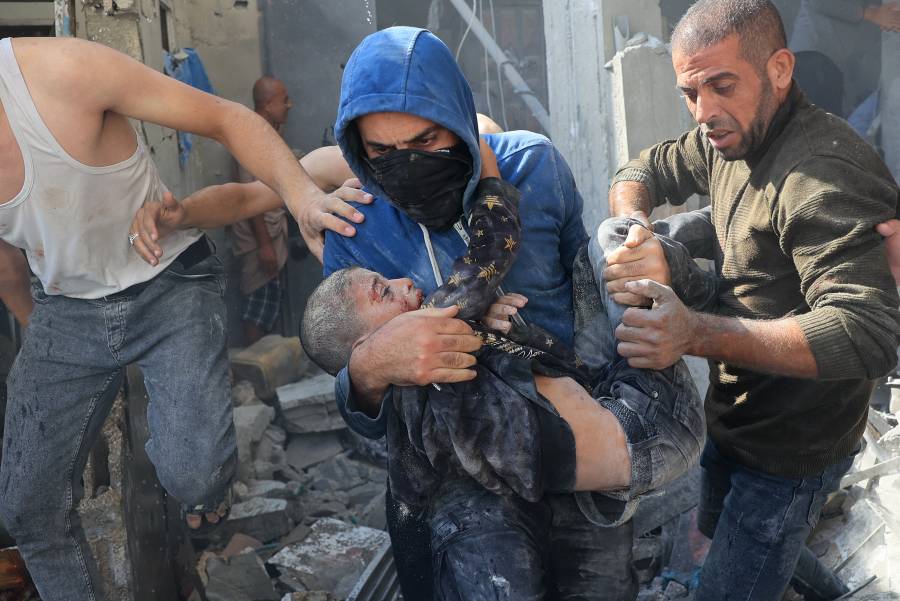 Israel ataca el sur de Gaza en el final de la gira regional de Blinken