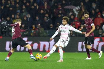 Milik env&iacute;a a la Juventus a las semifinales de la Copa de Italia