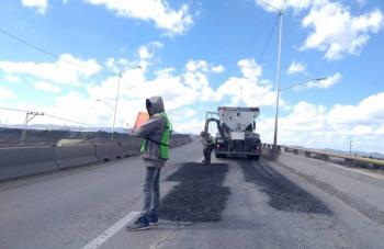 JEC atendi&oacute; m&aacute;s de 160 kil&oacute;metros de caminos durante diciembre