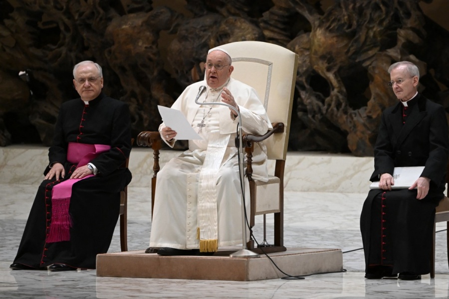 Papa Francisco pide una oración por las víctimas del derrumbe en Chocó