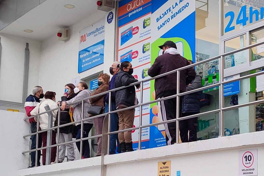 Aumento alarmante de casos de COVID-19 satura hospitales en toda la República