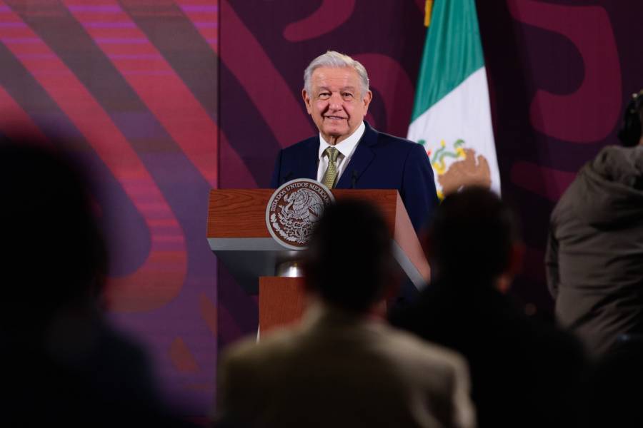 “Ya hablé de eso, de que no es cierto”, dice López Obrador sobre acusaciones de Sanjuana Martínez