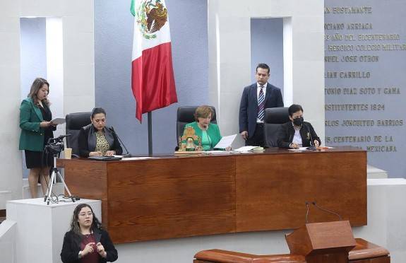 Nuevas iniciativas legislativas para endurecer penas por despojo y ajustes al Código Familiar en SLP