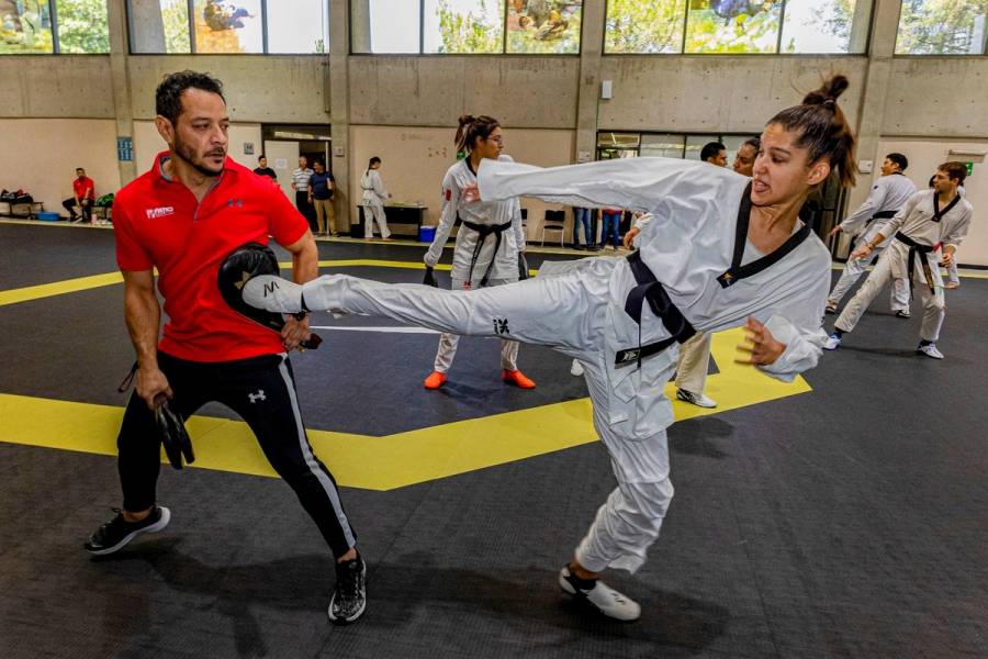 Taekwondo mexicano se afina en el CNAR rumbo a París 2024