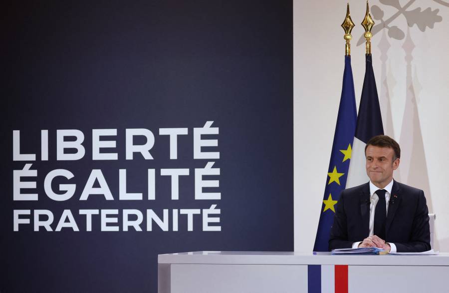Macron presenta una Francia basada en el 