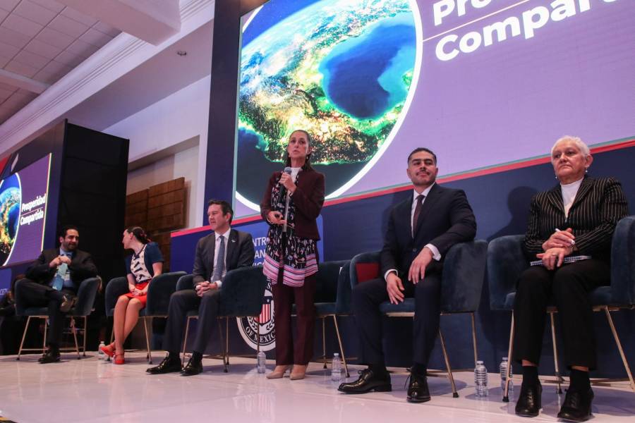Claudia Sheinbaum propone acelerar la transición energética y planificación del nearshoring