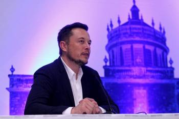Elon Musk busca mayor influencia en Tesla