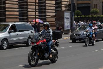 Inicia Semovi expedición de vales para entrega de cascos gratuitos para motociclistas