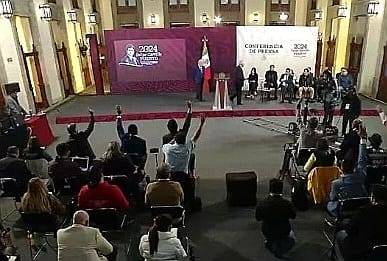 Presidente alista su entrega de gobierno, pero antes alista “&uacute;ltimo jal&oacute;n”