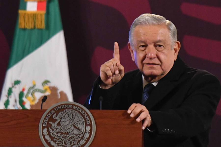 AMLO pide a Azucena Uresti explicar su salida de Milenio