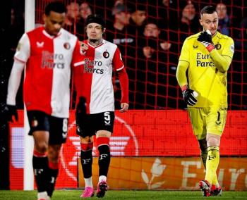 Suspenden el Vitesse vs Feyenoord por invasi&oacute;n a la cancha