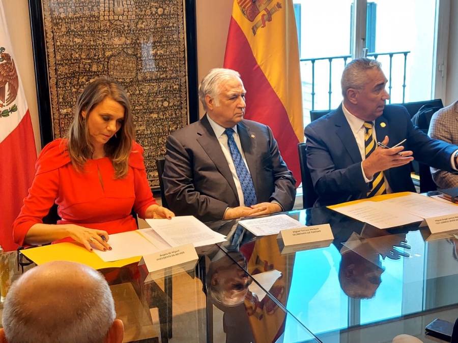 México destaca en España los grandes resultados del sector turístico