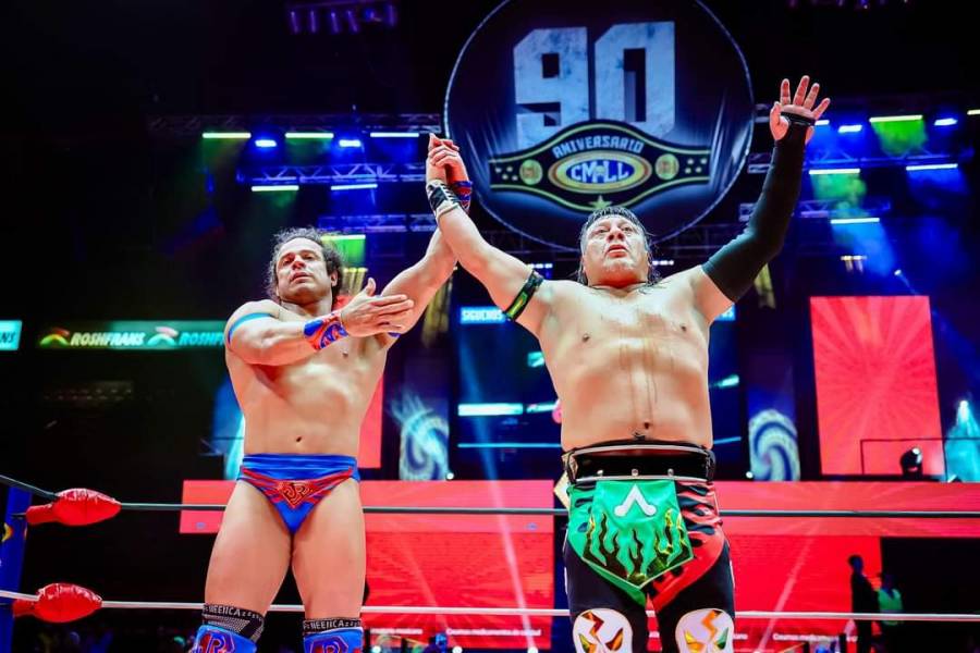 Último Guerrero se impuso a Volador Jr