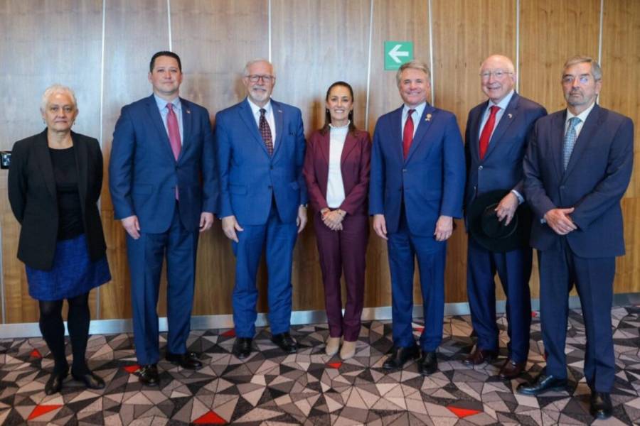 Claudia Sheinbaum se reúne con congresistas de Estados Unidos