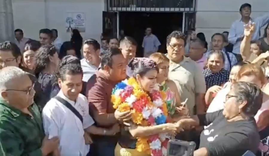 Norma Otilia Hernández, alcaldesa de Chilpancingo, ordena a sus trabajadores detener actividades para celebrar su cumpleaños