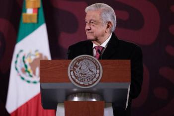 Separaci&oacute;n de Azucena Uresti porque quer&iacute;a dobletear en Milenio y Latinus, asegura presidente Obrador