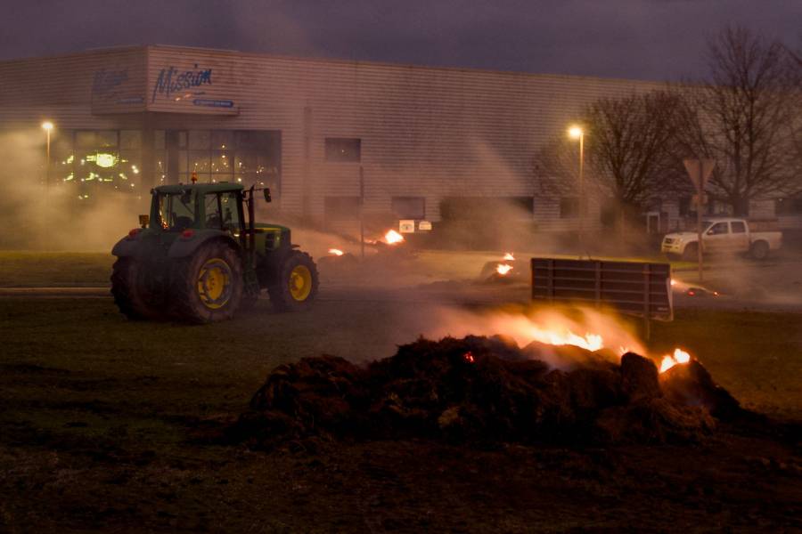 Los agricultores extienden sus protestas en Francia