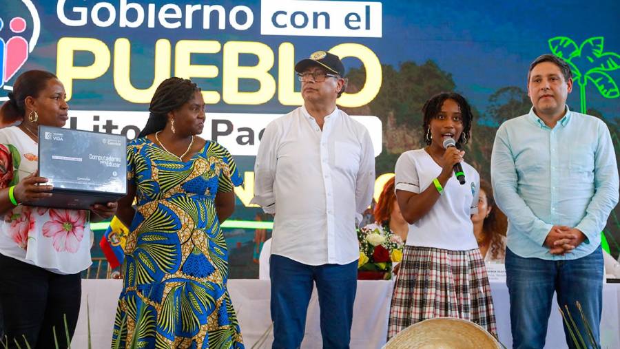 “Esta es la oportunidad para hacer una revolución educativa”, advirtió el presidente Gustavo Petro